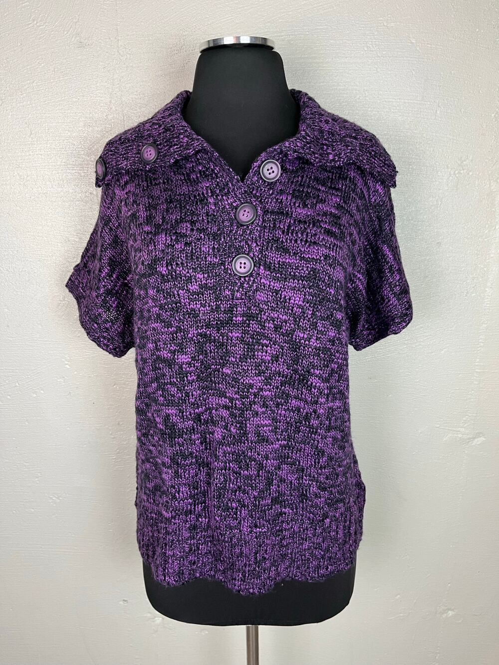 NEW Relativity Women’s Purple & Black Short Sleeve Collared Sweater, Size XL